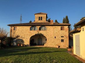 Casa di Romano, La Piazzetta Marcialla